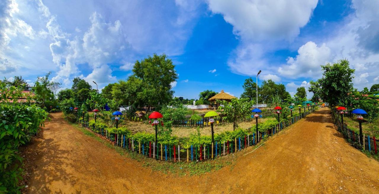 Panchobon Art Resort Shānti Niketan Exterior foto